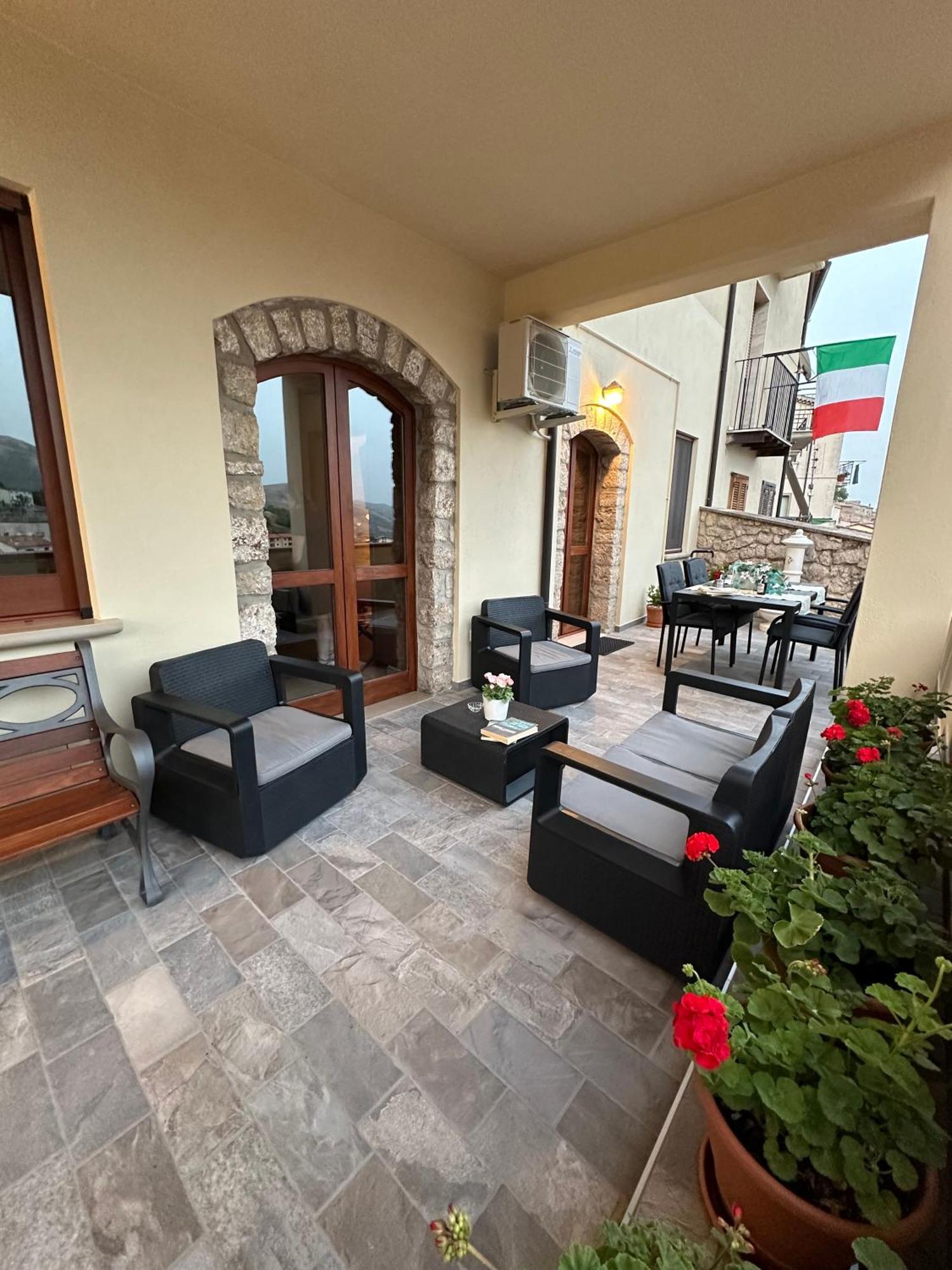 Nonna Felicia B&B Muro Lucano エクステリア 写真